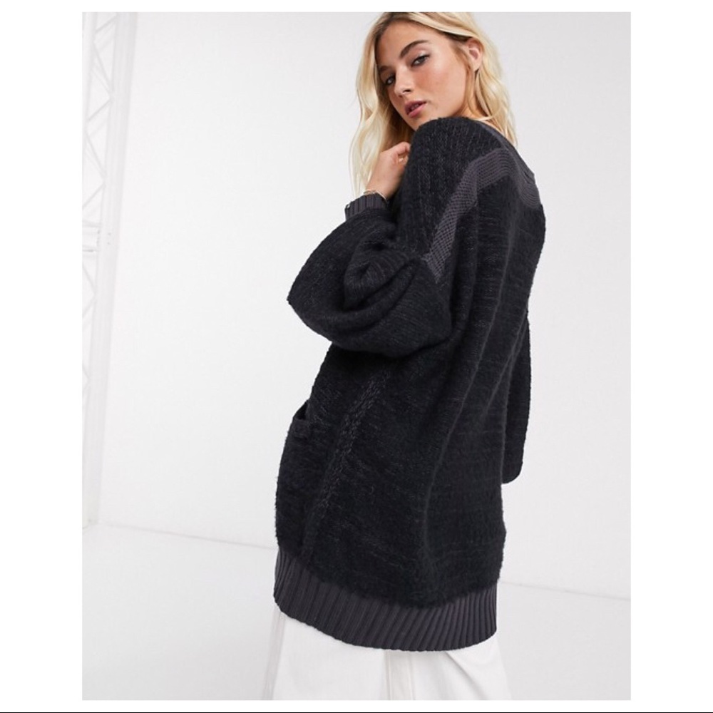 ❗️6-HOUR SALE❗️FREE PEOPLE BOHO LUXE CARDIGAN A2C - Picture 2 of 16